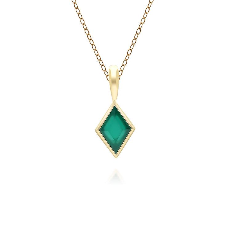 Classic Chalcedony Pendant Necklace in 9ct Yellow Gold