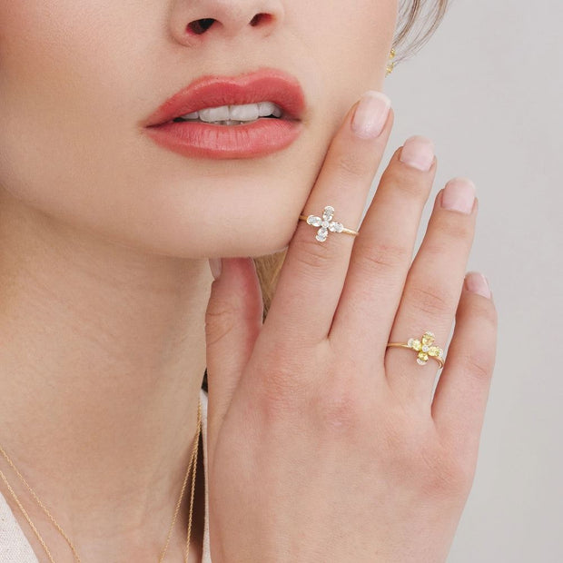 Floral Peridot & Diamond Ring in 9ct Yellow Gold